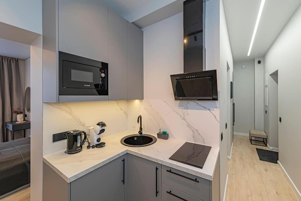 Lovely 1Bd Central Apartment By Hostlovers Kaunas Exteriör bild