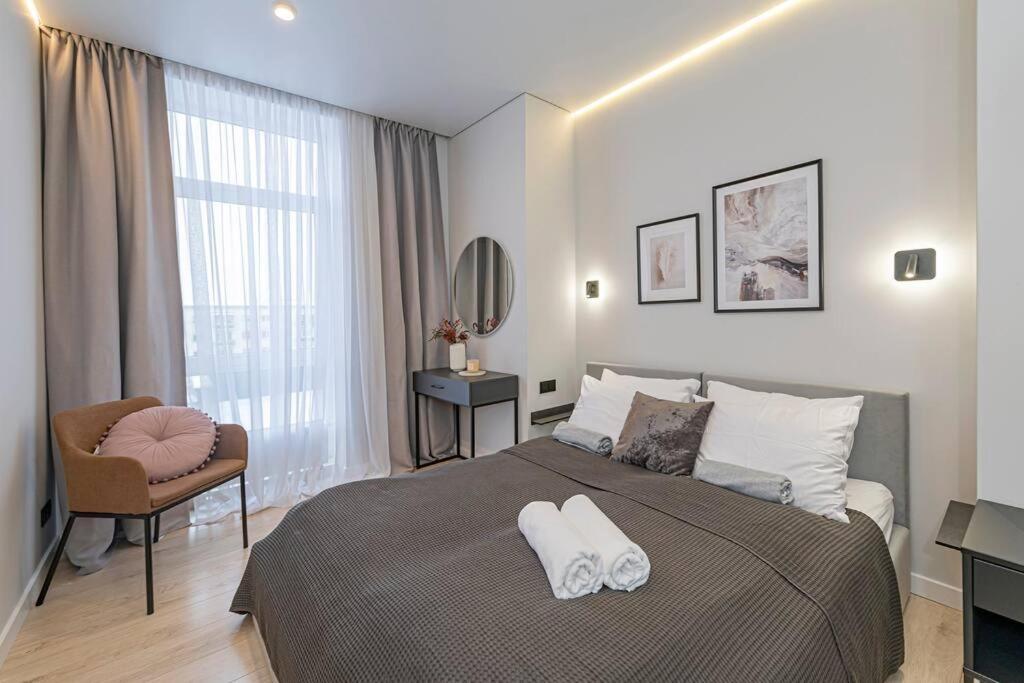 Lovely 1Bd Central Apartment By Hostlovers Kaunas Exteriör bild